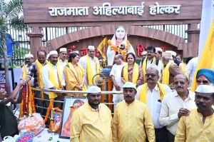 राजमाता अहिल्या बाई होल्कर को 300वीं जयंती पर किया नमन राजमाता अहिल्या बाई होल्कर को 300वीं जयंती पर किया नमन