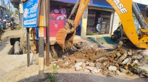 टीम प्रहरी निगम नगर निवेश ने टाटीबंध से अटारी मार्ग को कब्जा मुक्त करवाया टीम प्रहरी निगम नगर निवेश ने टाटीबंध से अटारी मार्ग को कब्जा मुक्त करवाया