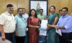 बालोद जिले में शांतिपूर्ण ढंग एवं पारदर्शी तरीके से संपन्न हुआ शिक्षकों की युक्तियुक्तकरण की प्रक्रिया 