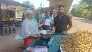 जोन 2 स्वास्थ्य विभाग ने गन्दगी फैलाने और सिंगल यूज प्लास्टिक मिलने पर 13 दुकानों से 3100 रूपये जुर्माना वसूला