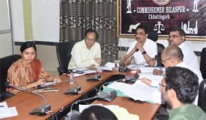  संभागायुक्त ने ली मल्टी सुपर स्पेशलिटी प्रबंधन की बैठक