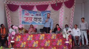  कलेक्टर ग्राम अचानकपुर भाटापारा में  नीर और नारी कलश जल यात्रा कार्यक्रम में हुए शामिल