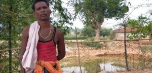 डबरी निर्माण से संवरी किस्मत: बहुफसली खेती और मछली पालन से बढ़ी आय डबरी निर्माण से संवरी किस्मत: बहुफसली खेती और मछली पालन से बढ़ी आय