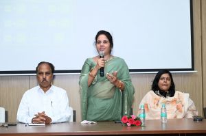 नगर निगम में इतिहास में पहली बार राजस्व अमले को प्रशिक्षण देकर कर संग्रहण छुटी हुई संपत्तियों के सर्वे के गुर सिखाये गये