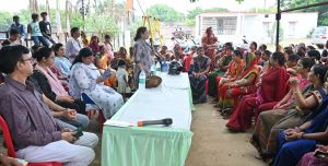 आत्मनिर्भर नारी, सशक्त समाज की ओर सशक्त कदम