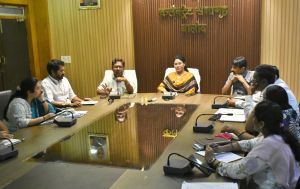  सभी वर्गों के सहयोग से जिले में चलाया  जाएगा सघन वृक्षारोपण अभियान 