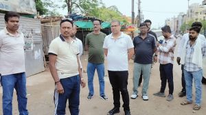  आयुक्त ने सी.एंड.डी. वेस्ट प्लांट एवं वेडिंग जोन निर्माण का किया औचक निरीक्षण 
