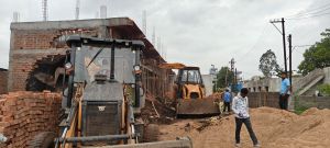 निगम ने जोन 8 क्षेत्र में वार्ड 1 में भूमि के दस्तावेज की जांच की निगम ने जोन 8 क्षेत्र में वार्ड 1 में भूमि के दस्तावेज की जांच की