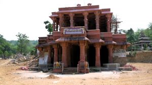 पाटेश्वर आश्रम में भव्य एवं विशाल माँ कौशल्या धाम का निर्माण अंतिम चरण में पाटेश्वर आश्रम में भव्य एवं विशाल माँ कौशल्या धाम का निर्माण अंतिम चरण में