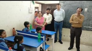 कलेक्टर ने किया आदिवासी बहुल आधा दर्जन से ज्यादा ग्रामों का सघन दौरा कलेक्टर ने किया आदिवासी बहुल आधा दर्जन से ज्यादा ग्रामों का सघन दौरा