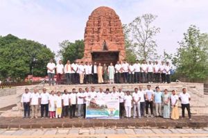 सिरपुर में जिला स्तरीय ग्यारहवां अंतरराष्ट्रीय योग दिवस कार्यक्रम हुआ आयोजित सिरपुर में जिला स्तरीय ग्यारहवां अंतरराष्ट्रीय योग दिवस कार्यक्रम हुआ आयोजित