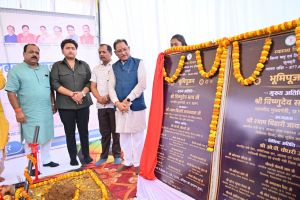 मुख्यमंत्री ने कुनकुरी में मातृ-शिशु चिकित्सालय की रखी आधारशिला मुख्यमंत्री ने कुनकुरी में मातृ-शिशु चिकित्सालय की रखी आधारशिला