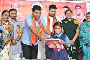   शिक्षा विकास का आधार, जीवन में लक्ष्य प्राप्त करने के लिए मेहनत जरूरी है :- राजस्व मंत्री  टंक राम वर्मा