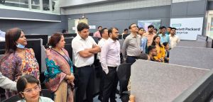 महापौर और निगम आयुक्त ने किया इंदौर के स्वच्छता नवाचारों का अध्ययन महापौर और निगम आयुक्त ने किया इंदौर के स्वच्छता नवाचारों का अध्ययन