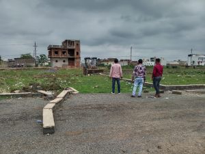 निगम ने जोन 1 के वार्ड 4 में कुम्भी समाज भवन के पास अवैध प्लाटिंग पर कार्यवाही की निगम ने जोन 1 के वार्ड 4 में कुम्भी समाज भवन के पास अवैध प्लाटिंग पर कार्यवाही की