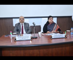 "न्यायाधीश के रूप में नियुक्ति केवल एक नौकरी नहीं है, बल्कि यह एक पवित्र उत्तरदायित्व है " "न्यायाधीश के रूप में नियुक्ति केवल एक नौकरी नहीं है, बल्कि यह एक पवित्र उत्तरदायित्व है "