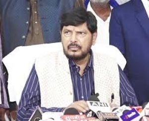  छत्तीसगढ़ को आवश्यकतानुसार सामाजिक न्याय एवं अधिकारिता मंत्रालय से पर्याप्त धनराशि मिलेगी:  रामदास अठावले