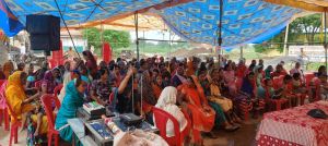 प्रशासन के भावी कदम के इन्तजार के बीच खौली में 10 वें &zwnj;दिन बरसात के बीच धरना जारी रहा 