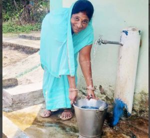  मुख्यमंत्री की पहल से जल जीवन मिशन के तहत ग्राम बंजारी एवं फत्तेगंज में पानी की समस्या हुई दूर