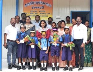  ईरकभट्टी के बच्चों की आँखों में लौटी चमक, बंद स्कूल में फिर से गूंजे क, ख, ग.....