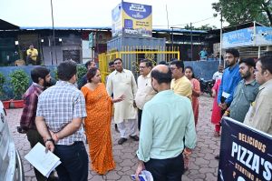  मैथिलीशरण गुप्त उद्यान तेलीबांधा से झूलों को 24 घंटे के अंदर हटाने की कार्यवाही प्रारंभ करे: मीनल चौबे