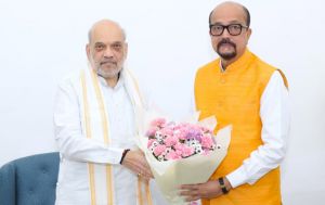 गृह मंत्री श्री शाह से राज्यपाल श्री डेका ने की सौजन्य भेंट गृह मंत्री श्री शाह से राज्यपाल श्री डेका ने की सौजन्य भेंट