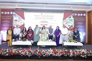 रायपुर में ‘लखपति महिला पहल’ पर राष्ट्रीय क्षेत्रीय कार्यशाला का शुभारंभ रायपुर में ‘लखपति महिला पहल’ पर राष्ट्रीय क्षेत्रीय कार्यशाला का शुभारंभ