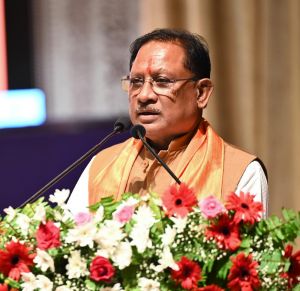 नक्सलवाद से लोकतंत्र की ओर लौटता बस्तर: 24 घंटे में 45 नक्सलियों ने किया आत्मसमर्पण नक्सलवाद से लोकतंत्र की ओर लौटता बस्तर: 24 घंटे में 45 नक्सलियों ने किया आत्मसमर्पण