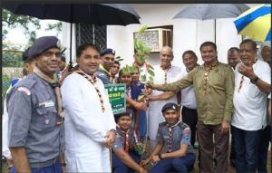 भारत स्काउट्स एवं गाइड्स द्वारा एक पेड़ माँ के नाम अभियान के तहत किया गया पौधरोपण भारत स्काउट्स एवं गाइड्स द्वारा एक पेड़ माँ के नाम अभियान के तहत किया गया पौधरोपण