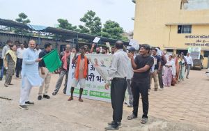 सभापति ने निगम जोन 2 की सफाई अपनाओ बीमारी भगाओ रैली को हरी झंडी दिखाकर किया रवाना सभापति ने निगम जोन 2 की सफाई अपनाओ बीमारी भगाओ रैली को हरी झंडी दिखाकर किया रवाना