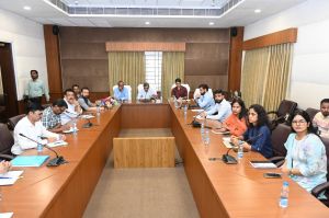 राज्य में भू-अभिलेखों के डिजिटलीकरण पर दिया ज़ोर राज्य में भू-अभिलेखों के डिजिटलीकरण पर दिया ज़ोर