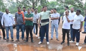 शिव महापुराण कथा स्थल का आयुक्त द्वारा किया गया निरीक्षण शिव महापुराण कथा स्थल का आयुक्त द्वारा किया गया निरीक्षण