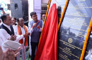 पूरी प्रतिबद्धता के साथ छत्तीसगढ़ के सर्वांगीण विकास के लिए कर रहे कार्य- ओ.पी.चौधरी पूरी प्रतिबद्धता के साथ छत्तीसगढ़ के सर्वांगीण विकास के लिए कर रहे कार्य- ओ.पी.चौधरी