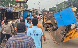 टीम प्रहरी अभियान : मौलीमाता बाजार तेलीबांधा मार्ग में लगभग 20 अवैध ठेलो को हटाया गया टीम प्रहरी अभियान : मौलीमाता बाजार तेलीबांधा मार्ग में लगभग 20 अवैध ठेलो को हटाया गया