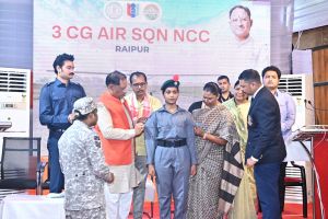 जशपुर के पीएमश्री विद्यालय में अब एनसीसी एयर स्क्वाड्रन शुरू होगी जशपुर के पीएमश्री विद्यालय में अब एनसीसी एयर स्क्वाड्रन शुरू होगी