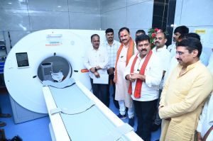 उपमुख्यमंत्री विजय शर्मा और स्वास्थ्य मंत्री श्याम बिहारी जायसवाल ने जिला अस्पताल में किया सिटी स्कैन यूनिट का लोकार्पण उपमुख्यमंत्री विजय शर्मा और स्वास्थ्य मंत्री श्याम बिहारी जायसवाल ने जिला अस्पताल में किया सिटी स्कैन यूनिट का लोकार्पण