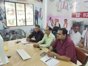 मौसमी बीमारियों से बचाव हेतु संपर्क केंद्र के माध्यम से पंचायतों का किया गया संवेदीकरण मौसमी बीमारियों से बचाव हेतु संपर्क केंद्र के माध्यम से पंचायतों का किया गया संवेदीकरण