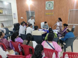  भुइयां रिकॉर्ड शुद्ध रखने विशेष अभियान चलाने कलेक्टर ने दिए निर्देश