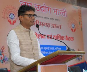   भारत को वैश्विक मैन्युफैक्चरिंग हब बनाने के लिए योजनाबद्ध हो रहा कार्य : वित्त मंत्री श्री चौधरी