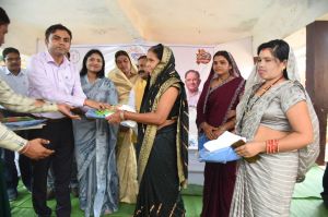  ग्राम मुरमुंदा में आयोजित हुआ विशेष शिविर