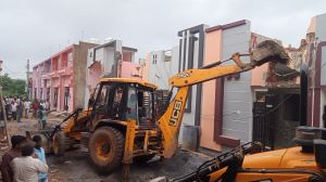  रायपुर नगर निगम द्वारा बोरियाखुर्द एवं डुंडा में हो रही  अवैध प्लाटिंग और अवैध निर्माण पर कार्यवाही की गयी 