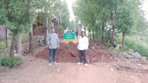  भाठागांव में लगभग डेढ़ एकड़ निजी भूमि पर की गई अवैध प्लाटिंग पर निगम ने लगाई रोक