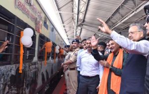 विधानसभा अध्यक्ष ने श्री रामलला दर्शन  योजना अंतर्गत  तीर्थ यात्रियों को  किया रवाना