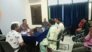 निगम जोन 6 कमिश्नर ने जोन क्षेत्र के सभी 7 वार्डो के समस्त पशुपालको की बैठक लेकर उन्हें अपने पशु बाँधकर रखने एवं सड़क पर नहीं छोड़ने की हिदायत दी