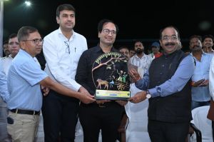 उप मुख्यमंत्री अरुण साव ने एकलव्य स्कूलों के राज्य स्तरीय खेल प्रतियोगिताओं का किया शुभारंभ उप मुख्यमंत्री अरुण साव ने एकलव्य स्कूलों के राज्य स्तरीय खेल प्रतियोगिताओं का किया शुभारंभ