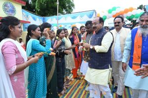  उप मुख्यमंत्री अरूण साव ने मावा मोदोल लाइब्रेरी का किया शुभारंभ