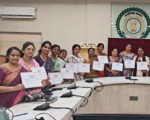  रायपुर में &ldquo;AI आधारित कार्यशाला&rdquo; का सफल आयोजन, कलेक्टर डॉ. गौरव सिंह ने की प्रतिभागियों की सराहना