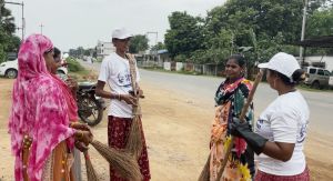  छिंदगढ़ की स्व-सहायता समूह की दीदियों ने स्वच्छता और आत्मनिर्भरता की मिसाल पेश की