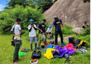 हिमालयन पर्वतारोहण अभियान पर निकली युवा टीम हिमालयन पर्वतारोहण अभियान पर निकली युवा टीम