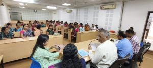 वृक्षारोपण के लिए महिला स्व-सहायता समूहों को दिया गया प्रशिक्षण वृक्षारोपण के लिए महिला स्व-सहायता समूहों को दिया गया प्रशिक्षण